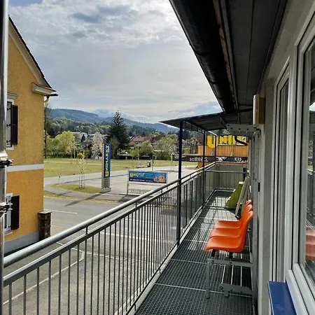 Im Suedsteirischen Weinland - Haus Birgit 아파트 Arnfels